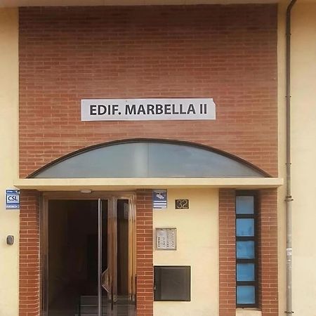 Marbella Apartamento En Малага Экстерьер фото